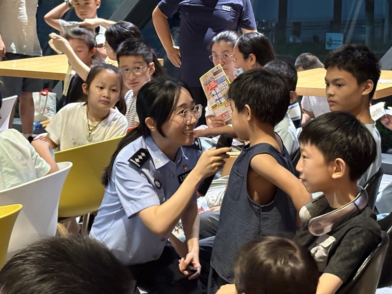 反诈防暴1.jpg
