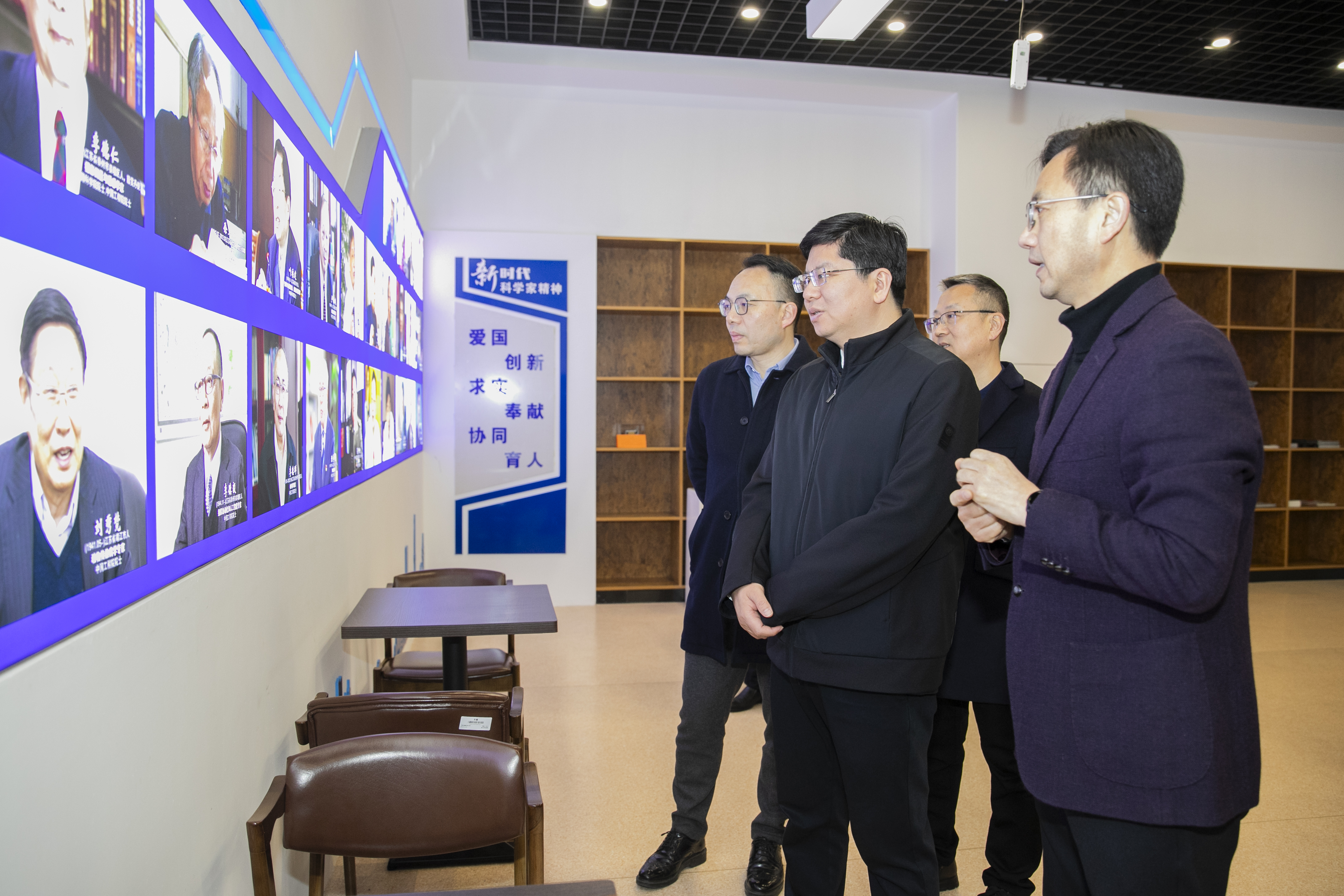 市委常委、副市长秦猛调研泰州科协工作