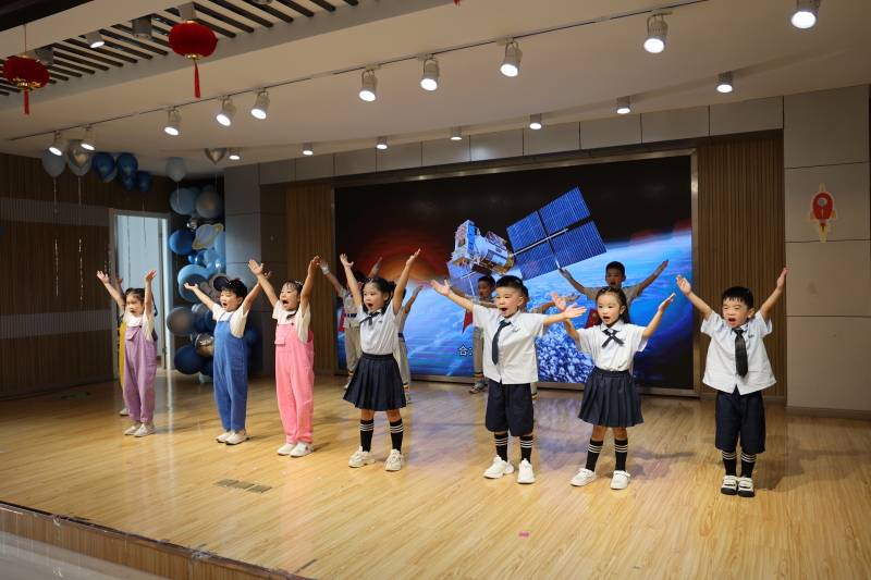 科普剧《AI 太空之旅》.JPG